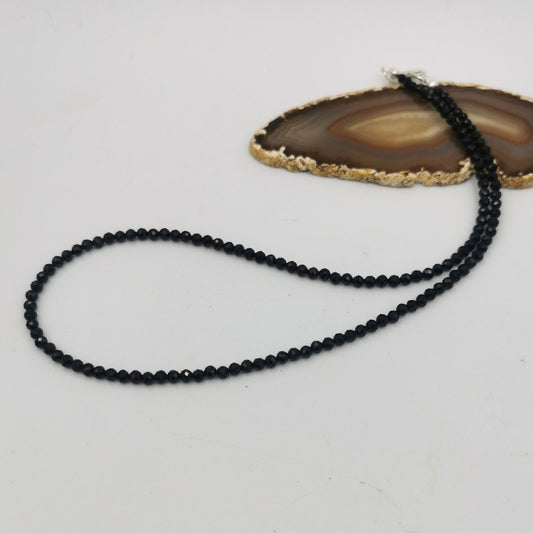 Black spinel beaded necklace