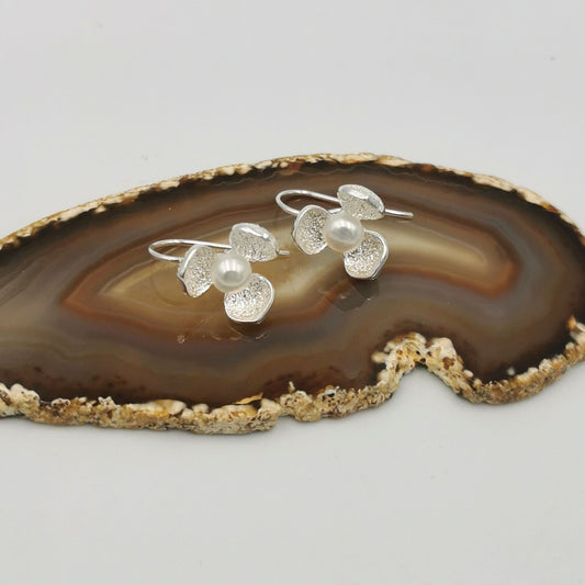 Flora Pearl Earrings